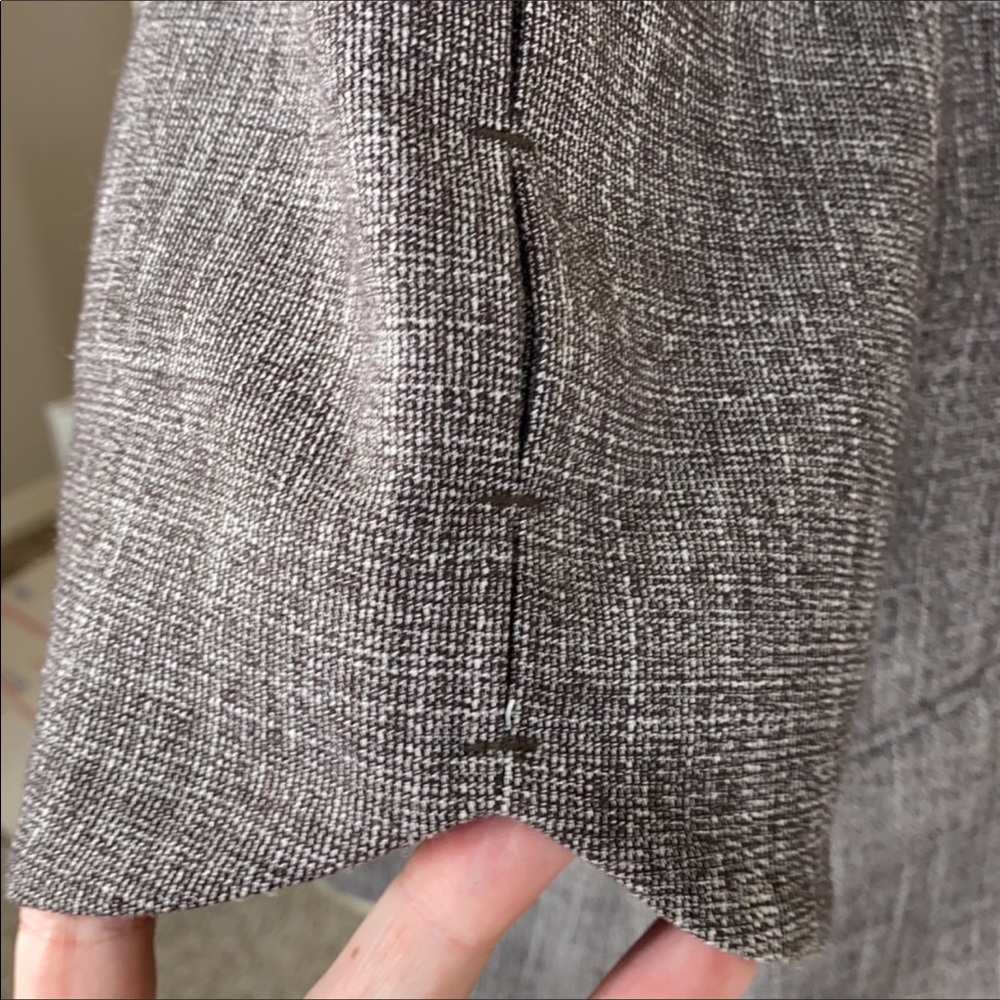 The Limited Short Tulip Sleeve Jacket - Picture 6 of 11